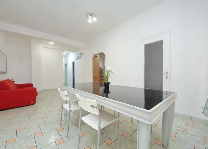 Affittacamere Domus Sinuessa Roma